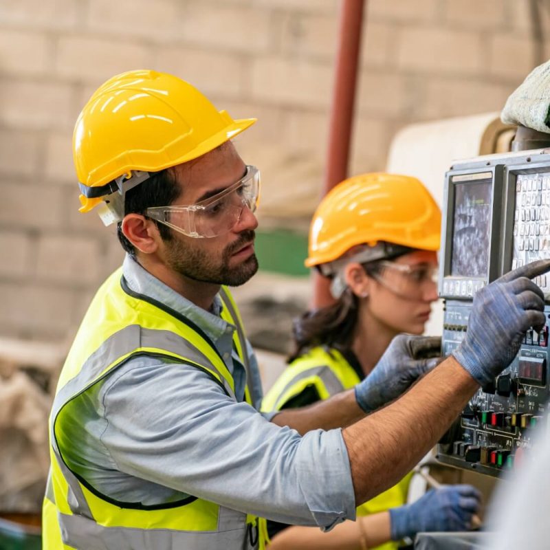Personalvermittlung für Industrieunternehmen: qualifizierte Fachkräfte für Produktion, Technik und Industrie finden